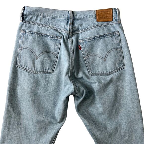 Levi’s Premium Wedgie Fit Icon High Rise Ripped Straight Jean Light Wash Size 29 - Picture 4 of 8